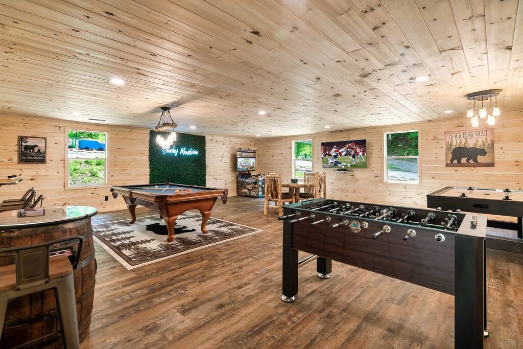 Amarillo by Morning Gatlinburg cabin